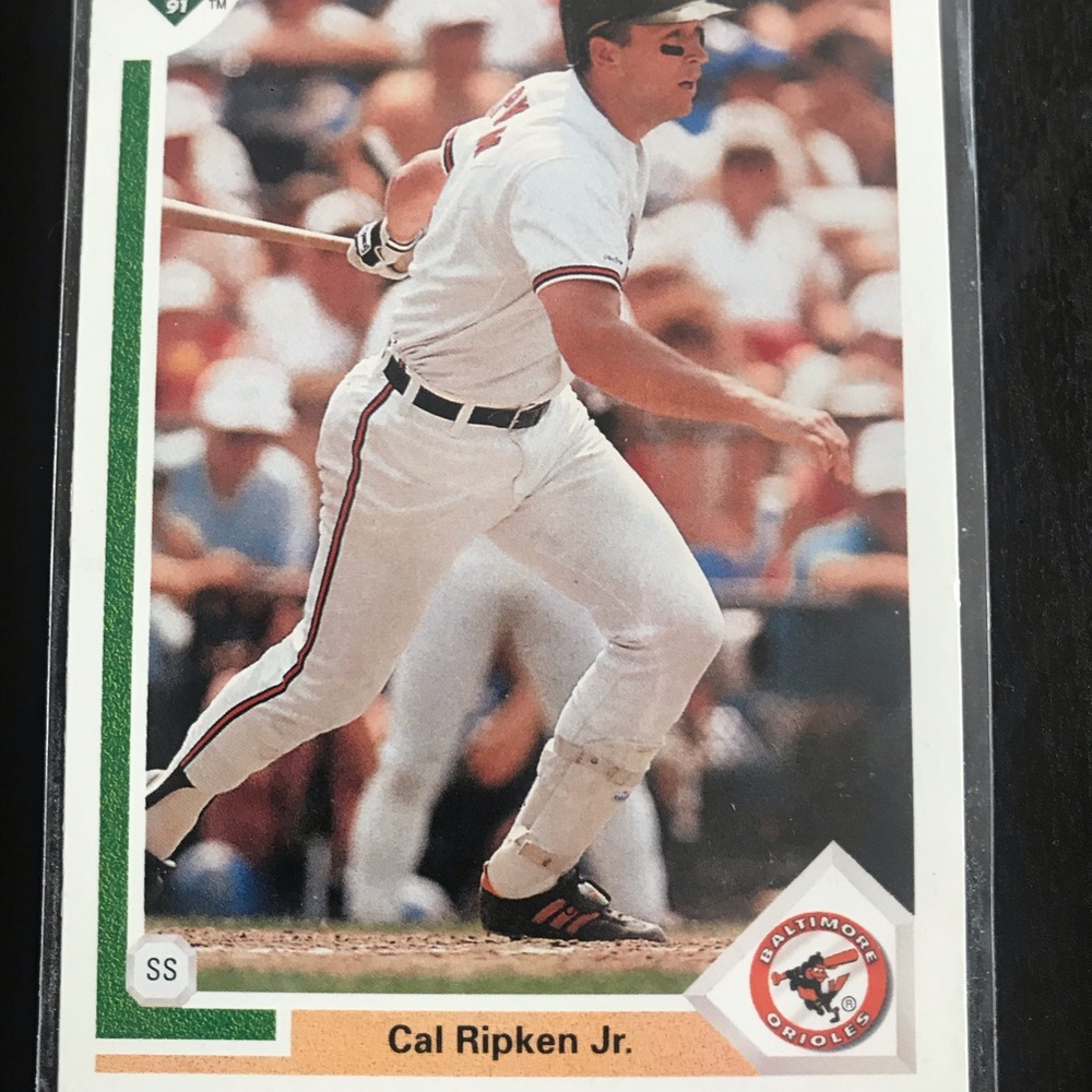 Cal Ripken Jr. baseball card - Picture 1 of 6